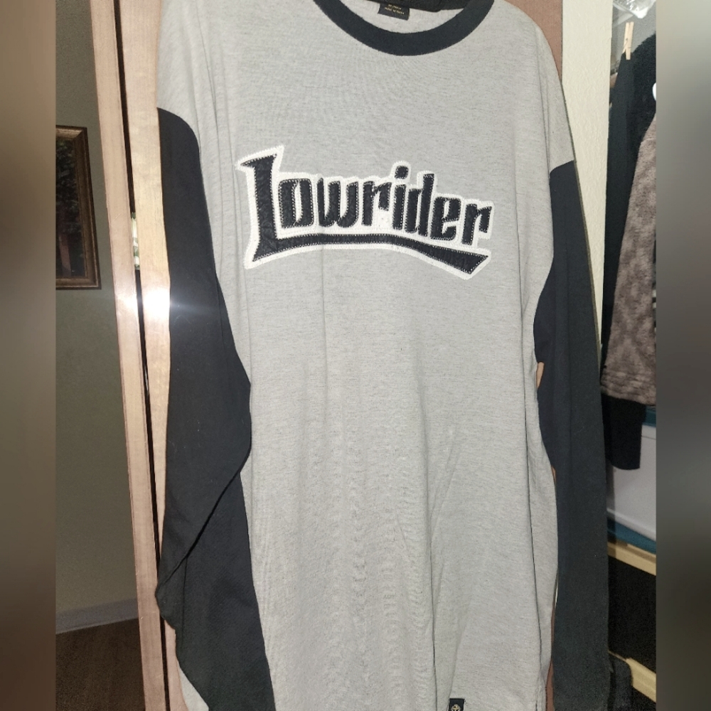 Vintage Mens XXL Lowrider long sleeve with embroidered Logo. Rare item